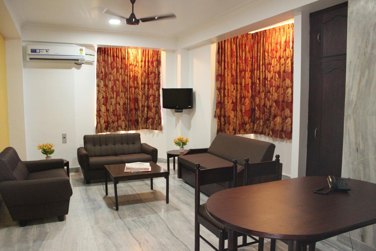 Sri Aarvee Hotels Coimbatore Exterior foto